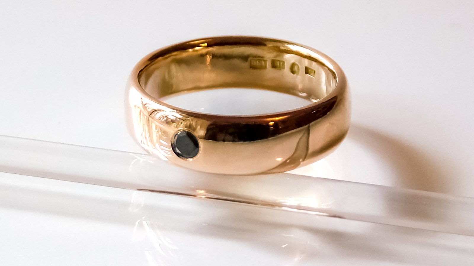 One lasts years, one lasts months, one turns your finger green. How to read the label.